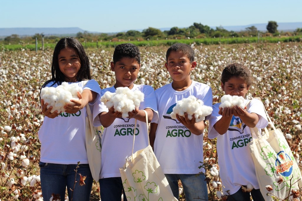 “Conhecendo o Agro’’: Programa Educacional estimula o interesse pelo agronegócio em escolas do Oeste baiano