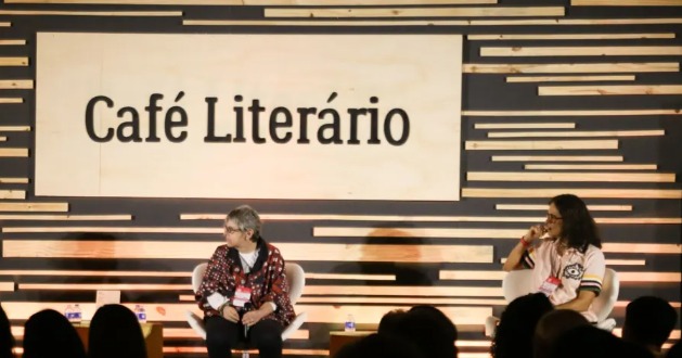 Café Literário recebe Heloísa Starling e Zélia Duncan em “A história nos transforma em outras” no último dia de Bienal do Livro 2024